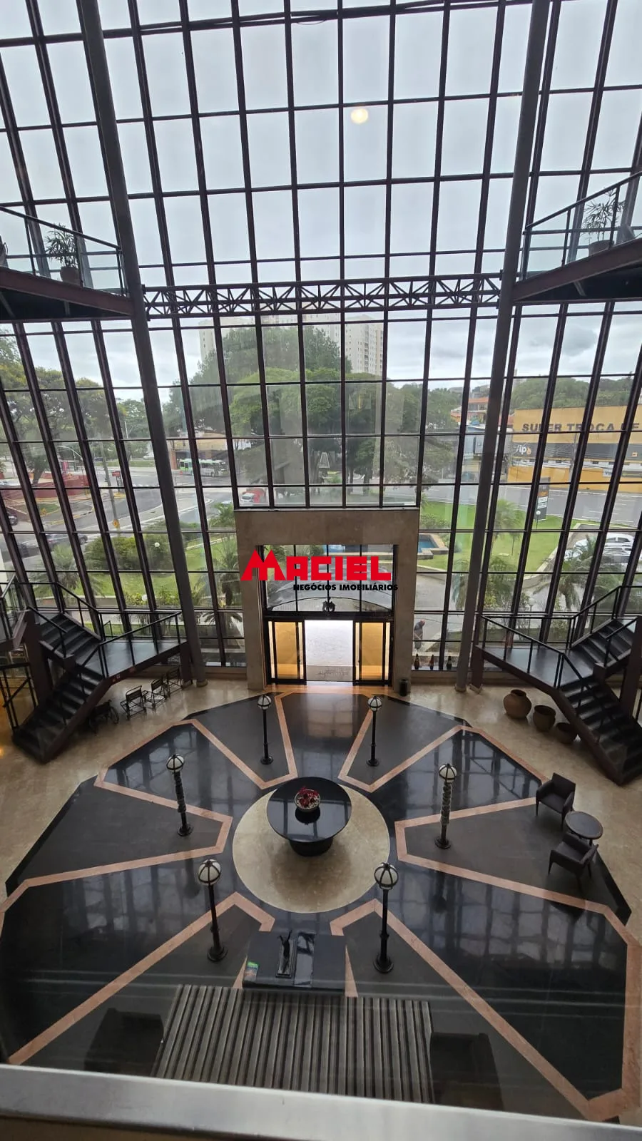 Alugar Apartamento / Flat em S&atilde;o Jos&eacute; dos Campos R$ 3.000,00 - Foto 2