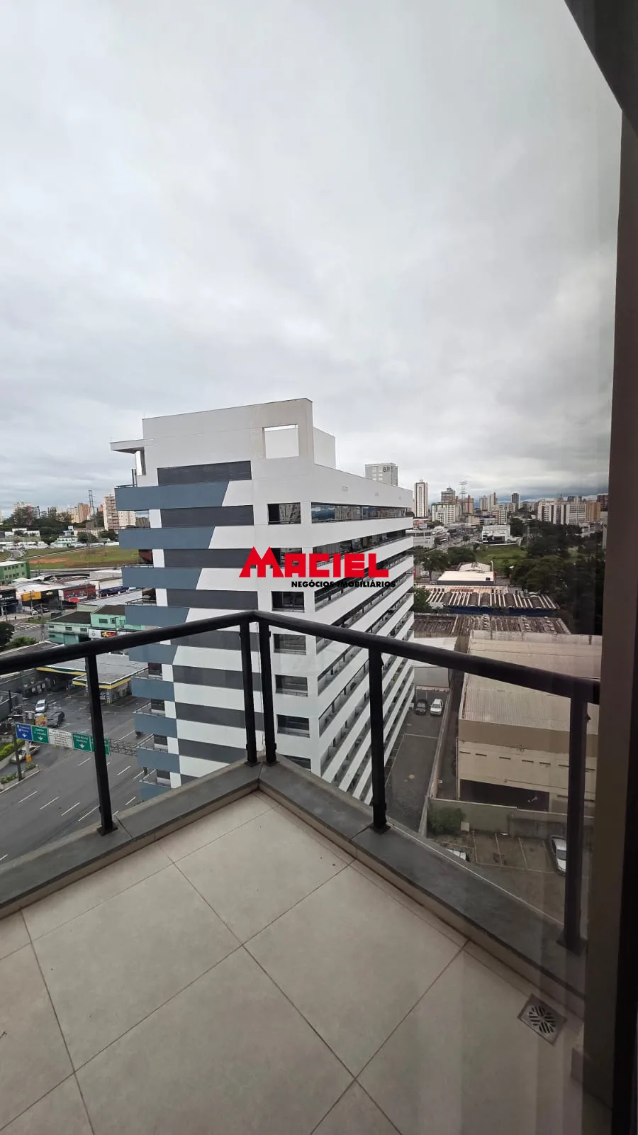 Alugar Apartamento / Flat em S&atilde;o Jos&eacute; dos Campos R$ 3.000,00 - Foto 5