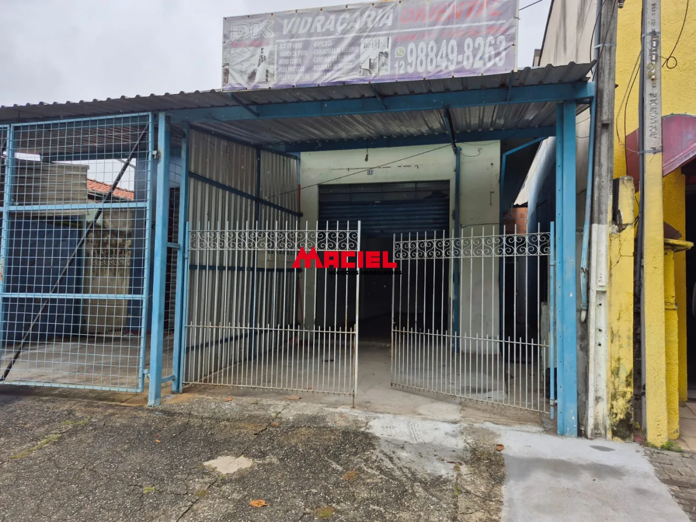 Alugar Comercial / Ponto Comercial em S&atilde;o Jos&eacute; dos Campos R$ 1.400,00 - Foto 2