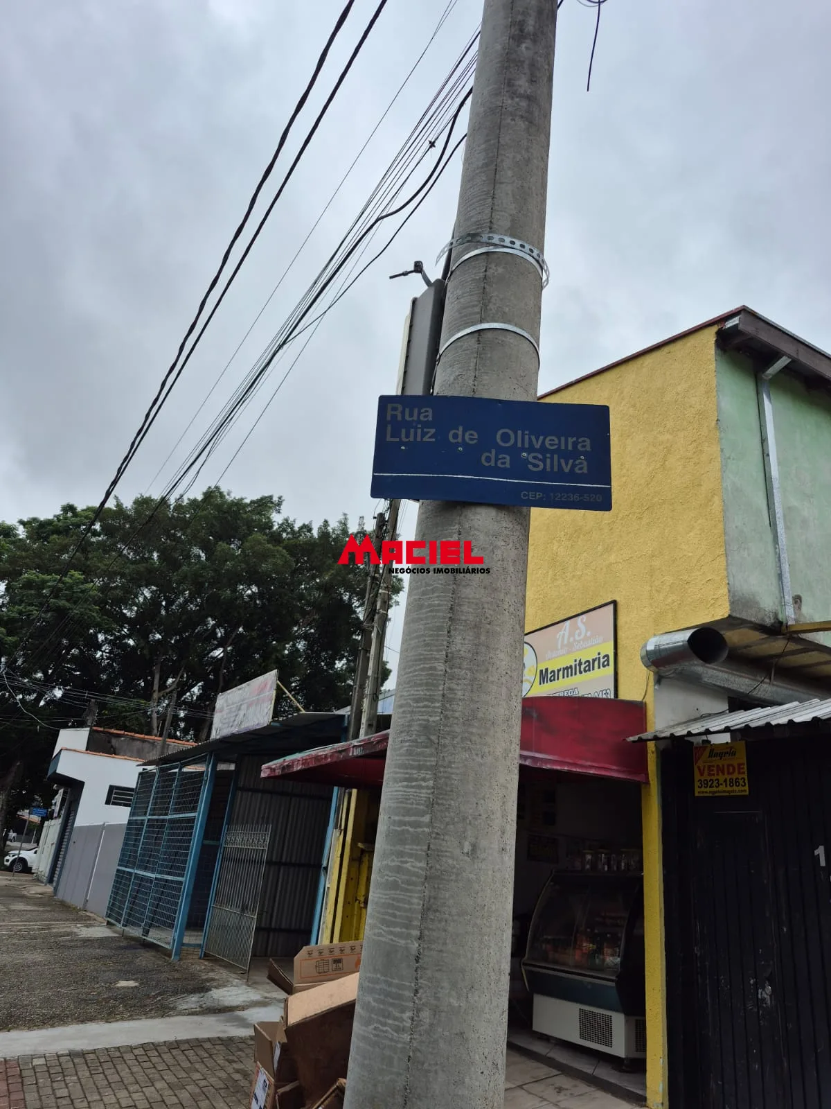 Alugar Comercial / Ponto Comercial em S&atilde;o Jos&eacute; dos Campos R$ 1.400,00 - Foto 14