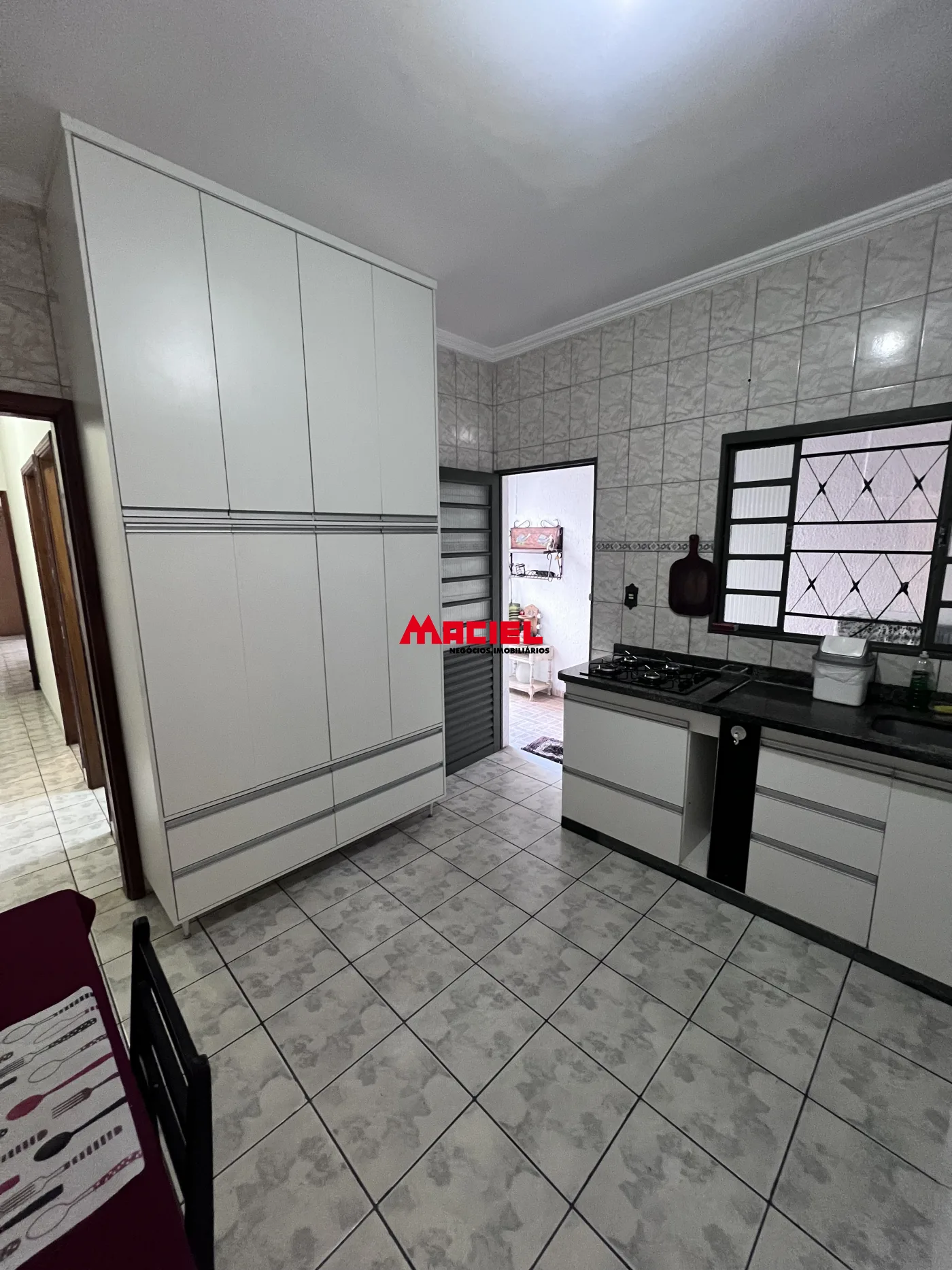 Comprar Casa / Padr&atilde;o em S&atilde;o Jos&eacute; dos Campos R$ 365.000,00 - Foto 4