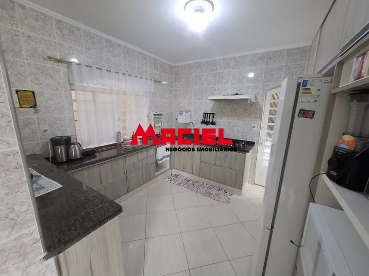Comprar Casa / Sobrado em S&atilde;o Jos&eacute; dos Campos R$ 800.000,00 - Foto 17