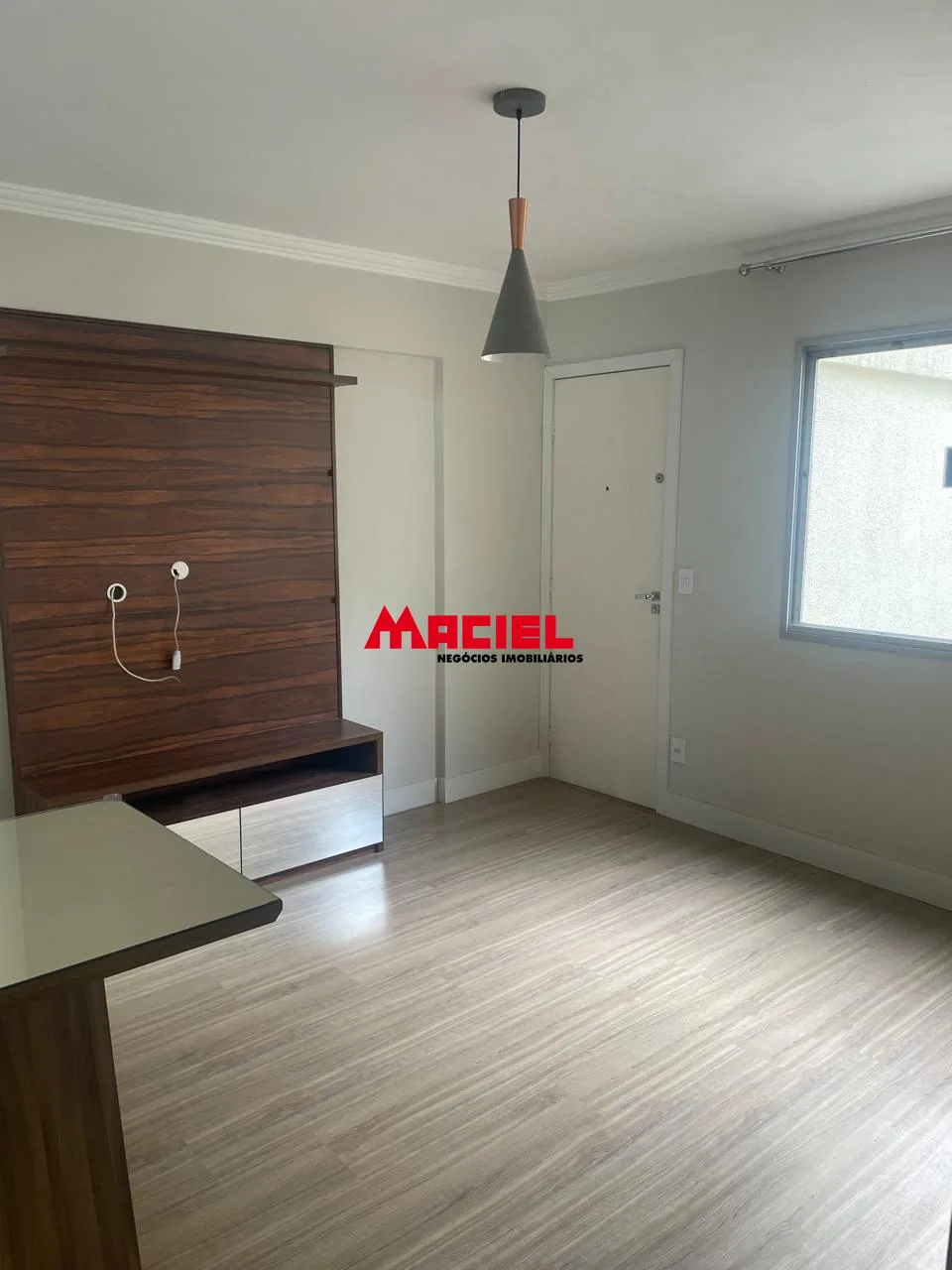 Alugar Apartamento / Padr&atilde;o em S&atilde;o Jos&eacute; dos Campos R$ 1.700,00 - Foto 5