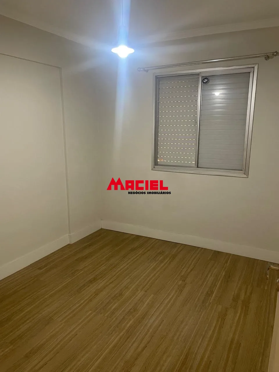 Alugar Apartamento / Padr&atilde;o em S&atilde;o Jos&eacute; dos Campos R$ 1.700,00 - Foto 10