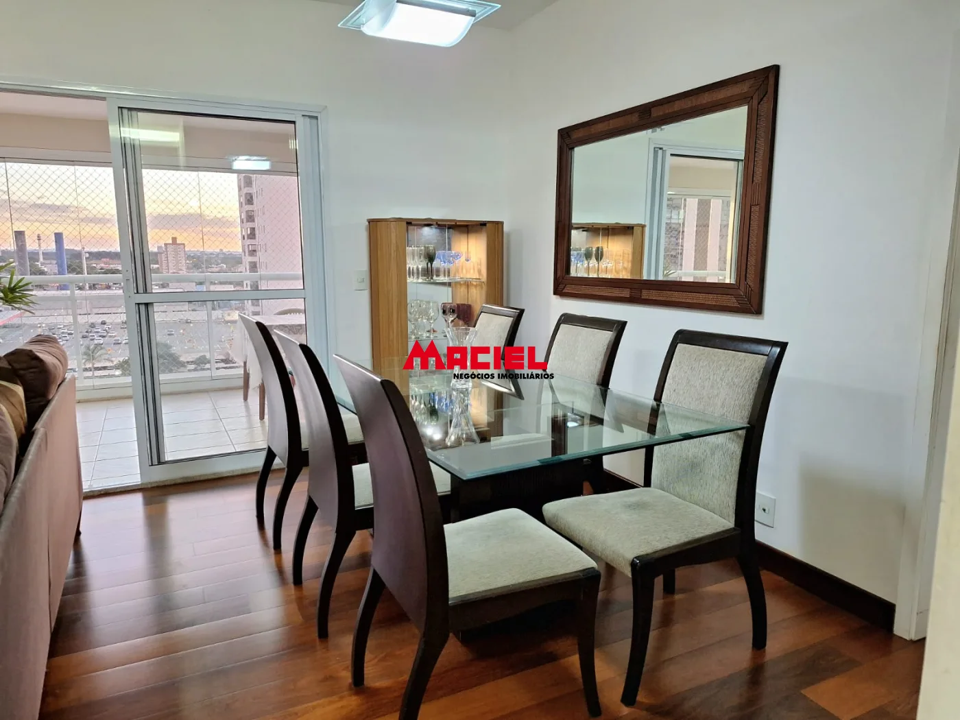 Comprar Apartamento / Padr&atilde;o em S&atilde;o Jos&eacute; dos Campos R$ 1.600.000,00 - Foto 17