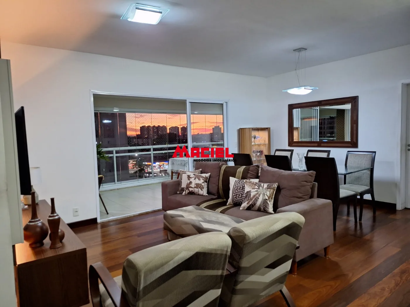 Comprar Apartamento / Padr&atilde;o em S&atilde;o Jos&eacute; dos Campos R$ 1.600.000,00 - Foto 26