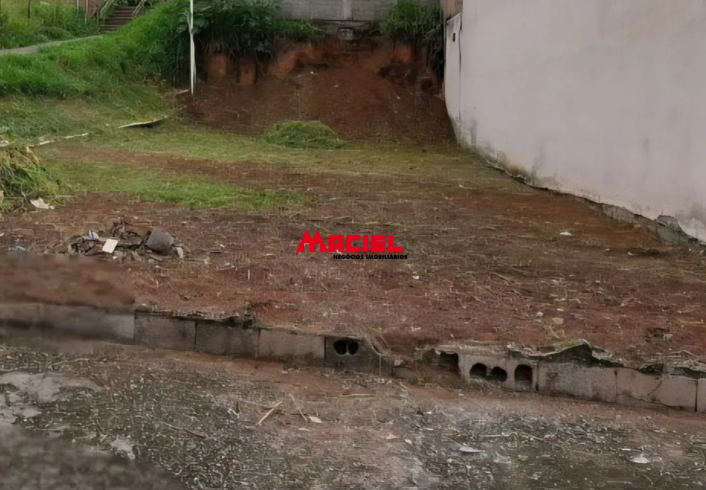 Comprar Terreno / Padr&atilde;o em S&atilde;o Jos&eacute; dos Campos R$ 225.000,00 - Foto 1