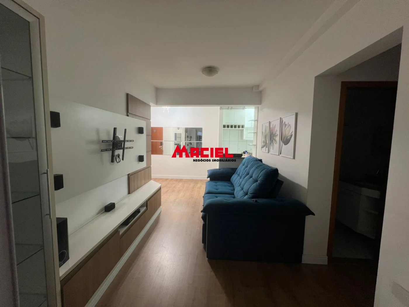 Alugar Apartamento / Padr&atilde;o em S&atilde;o Jos&eacute; dos Campos R$ 3.500,00 - Foto 4