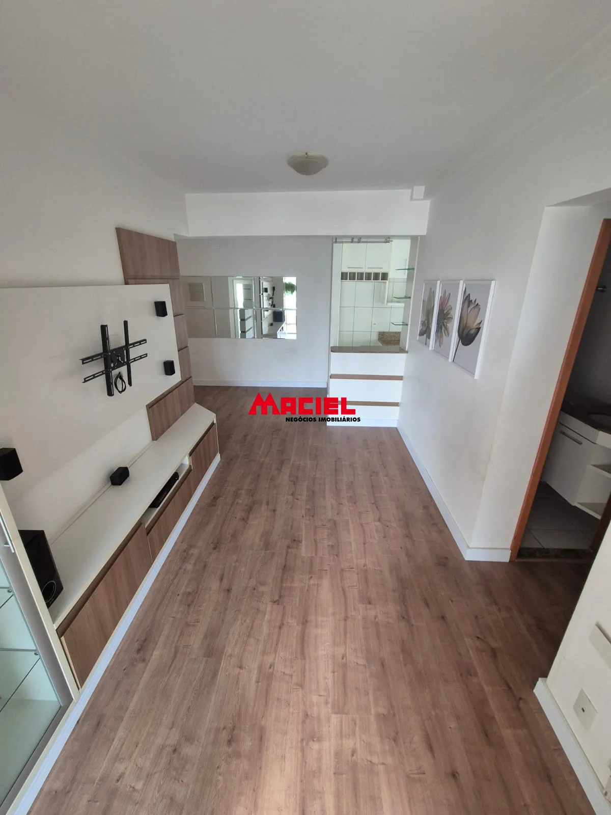 Alugar Apartamento / Padr&atilde;o em S&atilde;o Jos&eacute; dos Campos R$ 3.500,00 - Foto 16