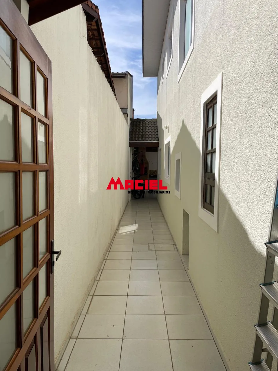 Comprar Casa / Sobrado em S&atilde;o Jos&eacute; dos Campos R$ 798.000,00 - Foto 1