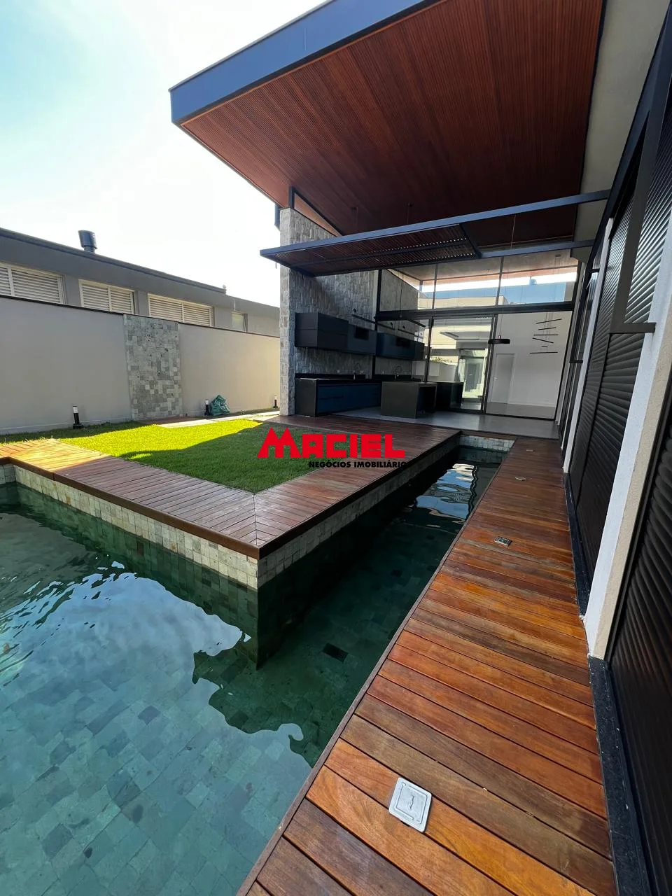 Comprar Casa / Condom&iacute;nio em S&atilde;o Jos&eacute; dos Campos R$ 6.500.000,00 - Foto 2