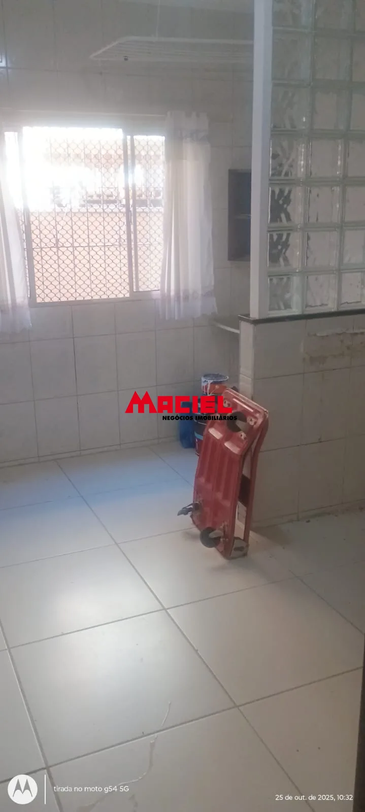 Comprar Apartamento / Padr&atilde;o em S&atilde;o Jos&eacute; dos Campos R$ 300.000,00 - Foto 1