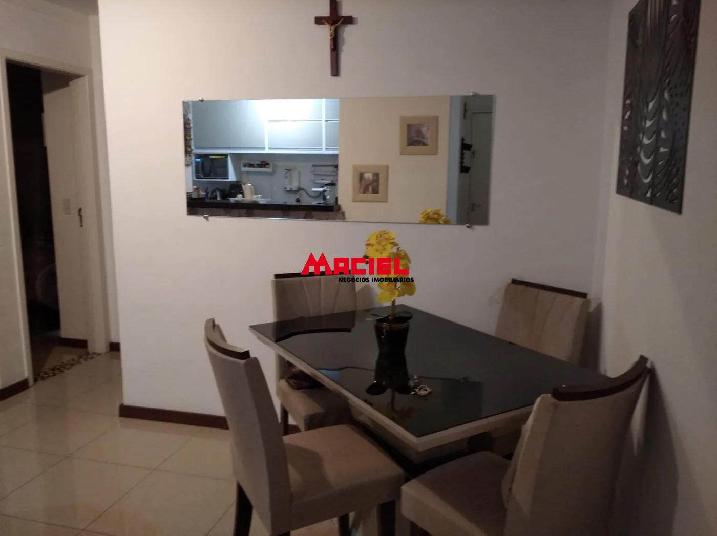 Comprar Apartamento / Padr&atilde;o em S&atilde;o Jos&eacute; dos Campos R$ 400.000,00 - Foto 9