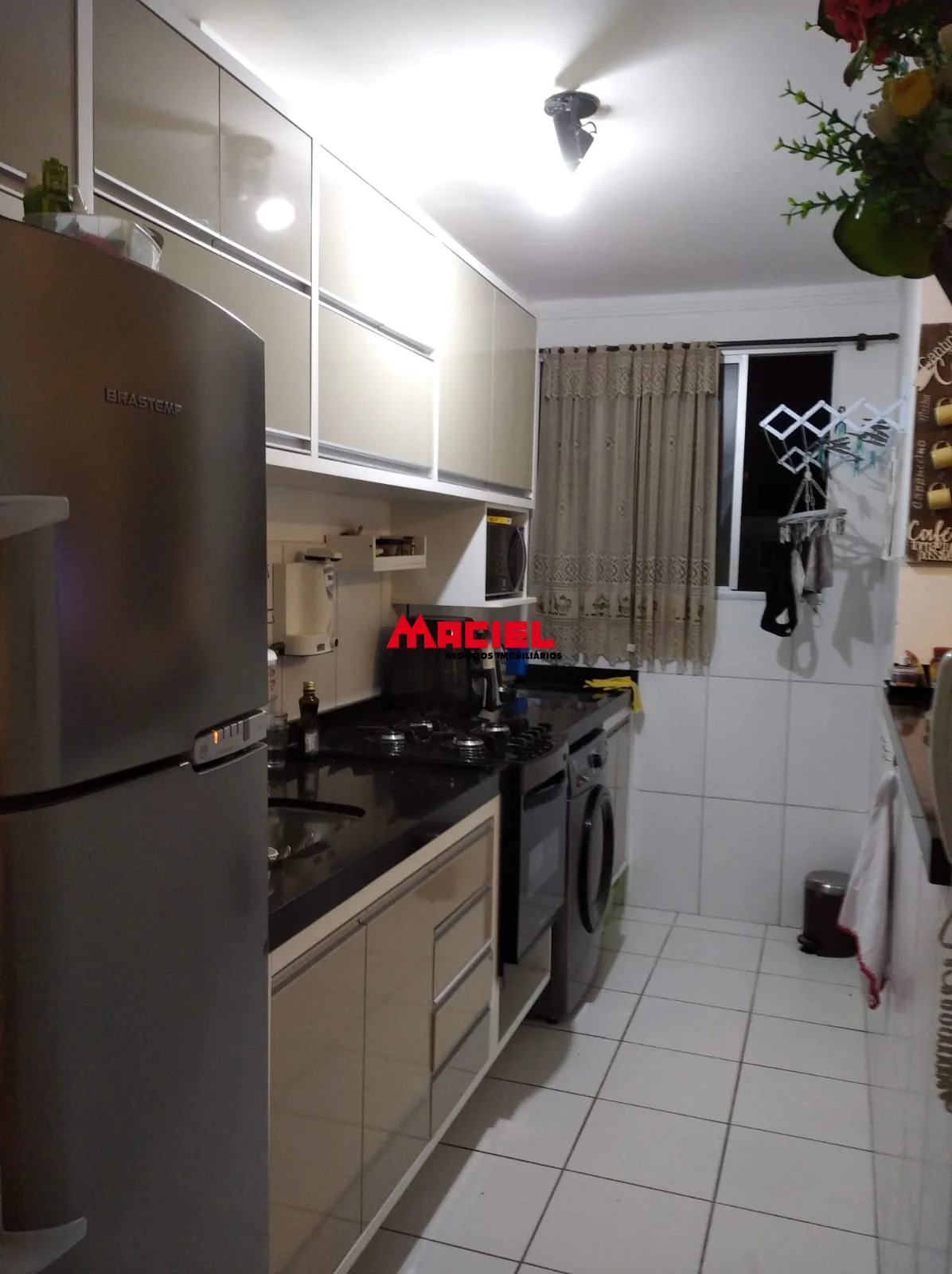 Comprar Apartamento / Padr&atilde;o em S&atilde;o Jos&eacute; dos Campos R$ 400.000,00 - Foto 11