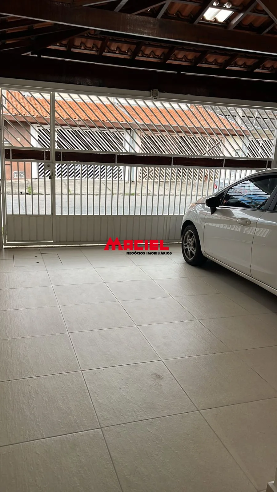 Alugar Casa / Sobrado em S&atilde;o Jos&eacute; dos Campos R$ 4.500,00 - Foto 5