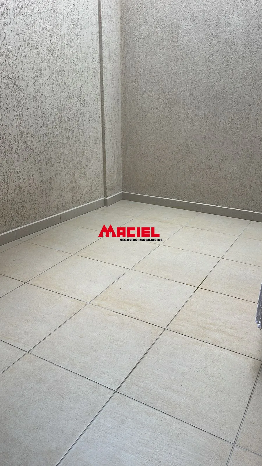 Alugar Casa / Sobrado em S&atilde;o Jos&eacute; dos Campos R$ 4.500,00 - Foto 39