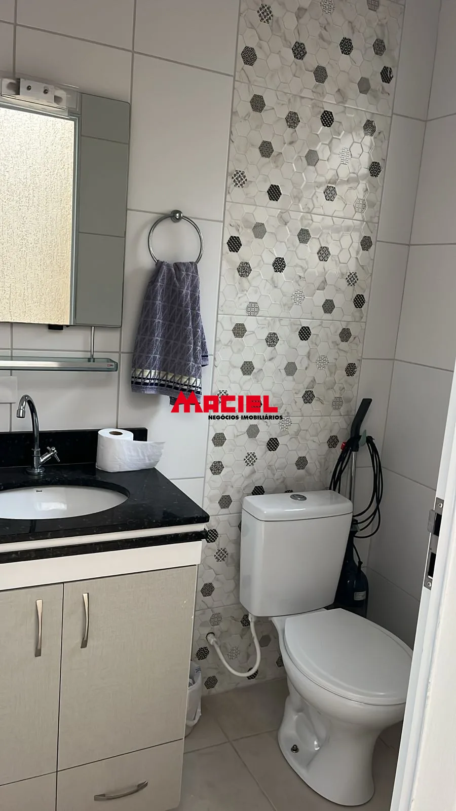 Alugar Casa / Sobrado em S&atilde;o Jos&eacute; dos Campos R$ 4.500,00 - Foto 43