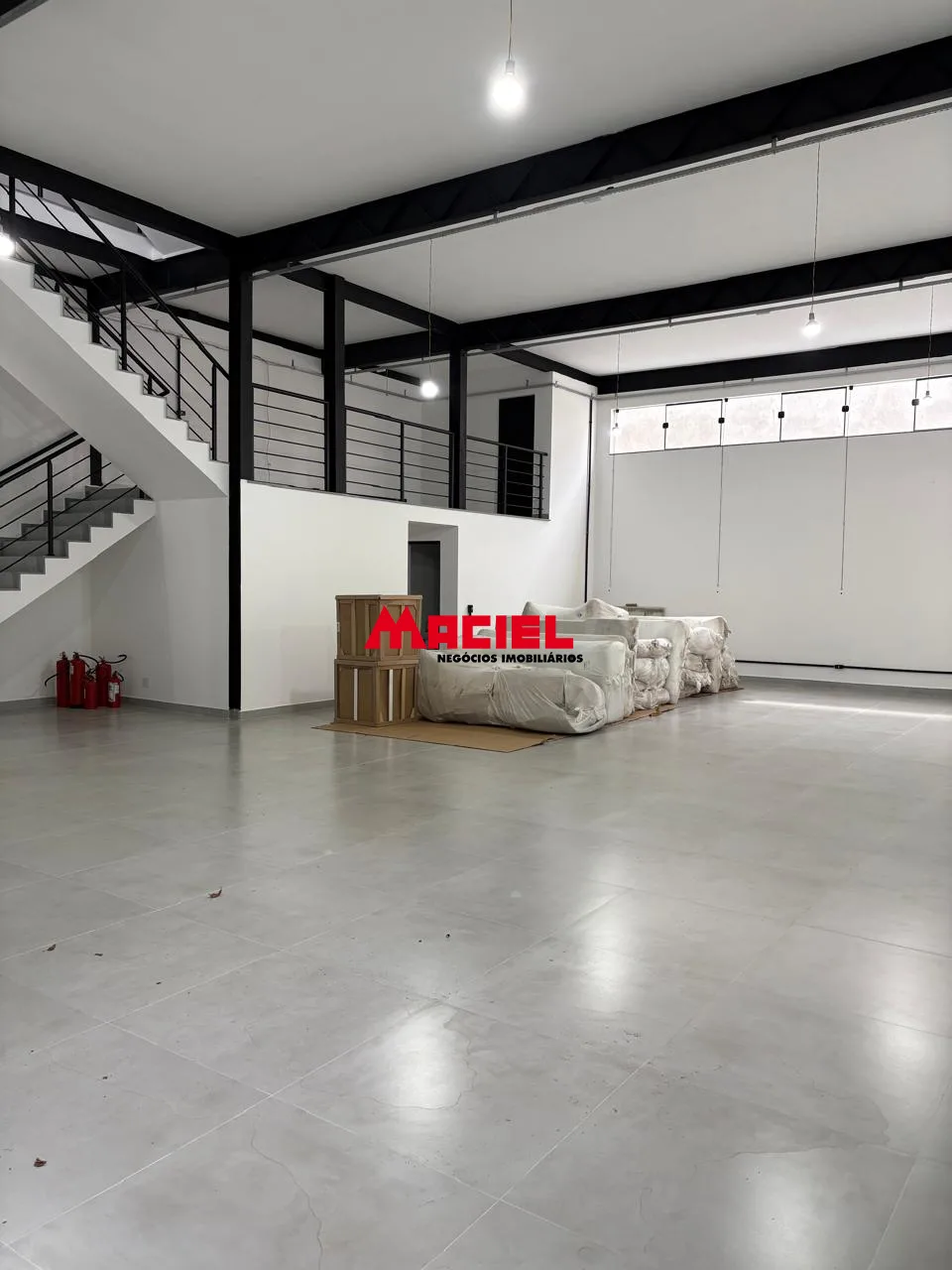 Alugar Comercial / Galp&atilde;o em S&atilde;o Jos&eacute; dos Campos R$ 30.000,00 - Foto 8