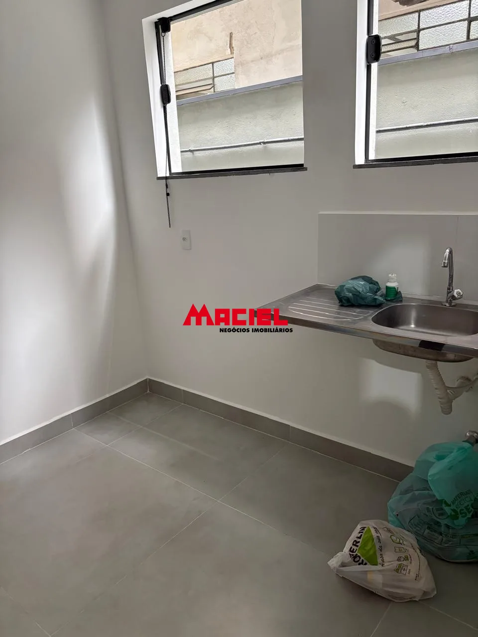 Alugar Comercial / Galp&atilde;o em S&atilde;o Jos&eacute; dos Campos R$ 30.000,00 - Foto 21