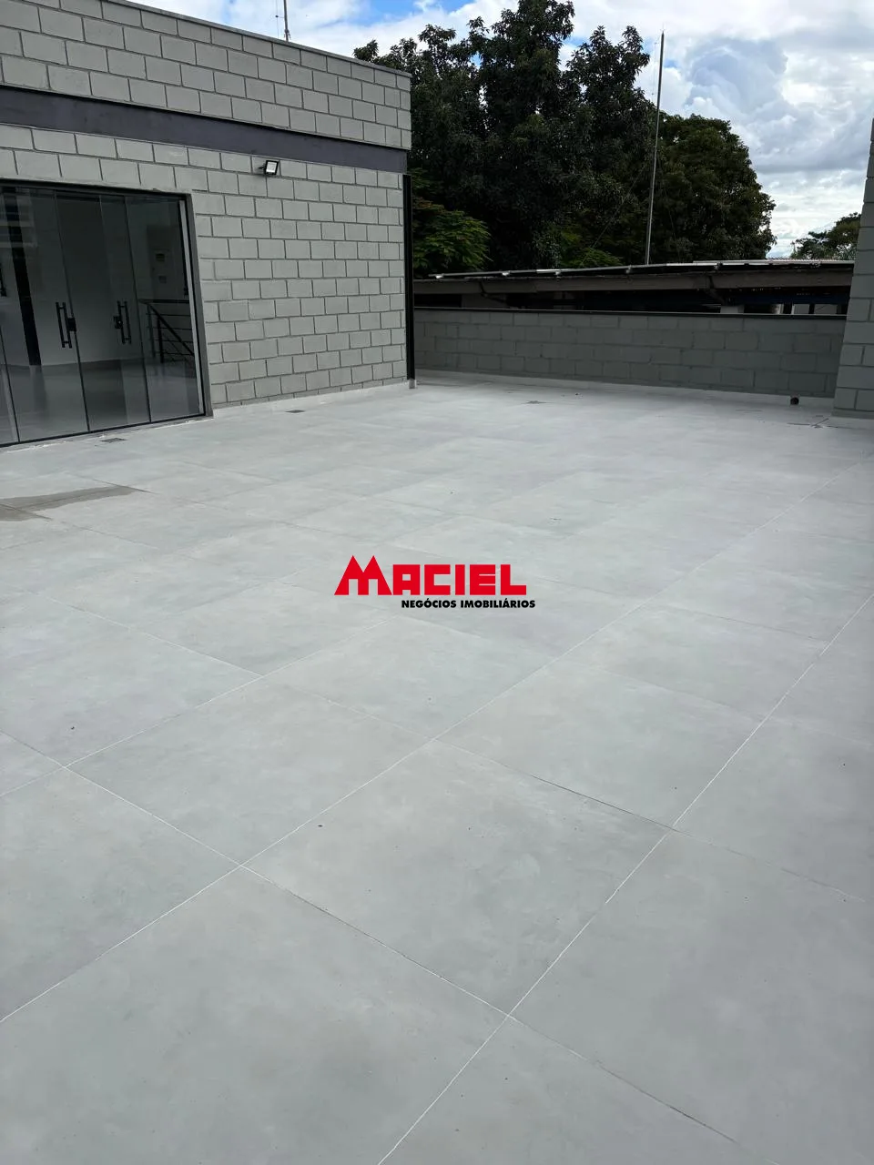 Alugar Comercial / Galp&atilde;o em S&atilde;o Jos&eacute; dos Campos R$ 30.000,00 - Foto 24