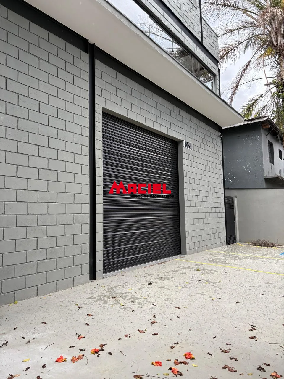 Alugar Comercial / Galp&atilde;o em S&atilde;o Jos&eacute; dos Campos R$ 30.000,00 - Foto 2