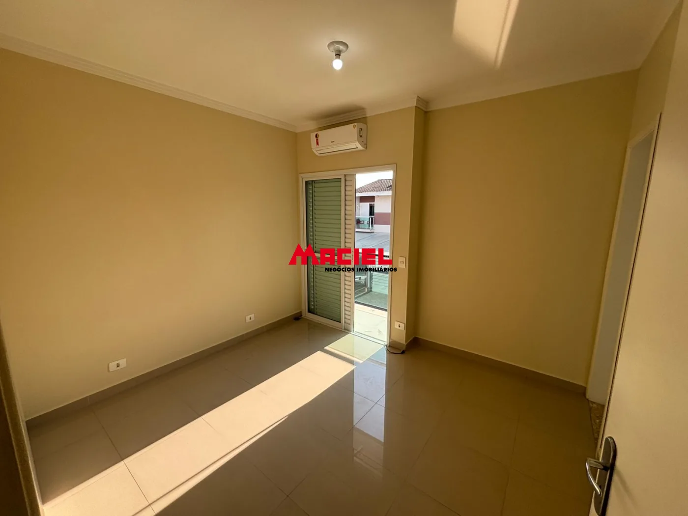Comprar Casa / Padr&atilde;o em Jacare&iacute; R$ 585.000,00 - Foto 1