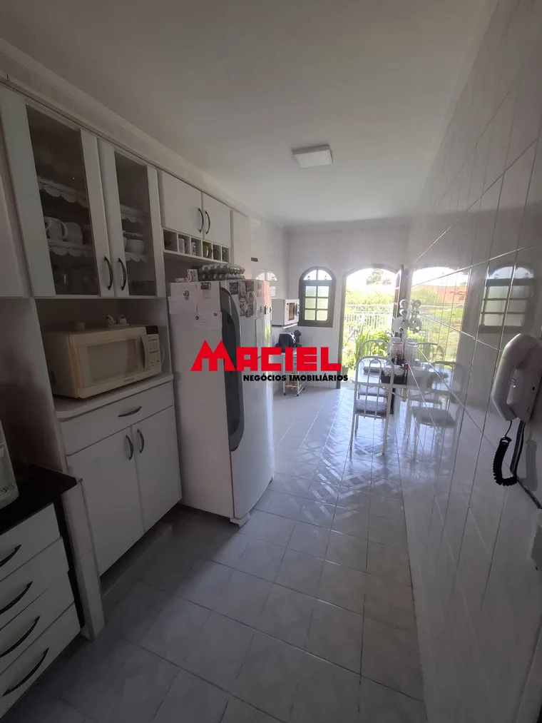 Comprar Casa / Padr&atilde;o em S&atilde;o Jos&eacute; dos Campos R$ 800.000,00 - Foto 8