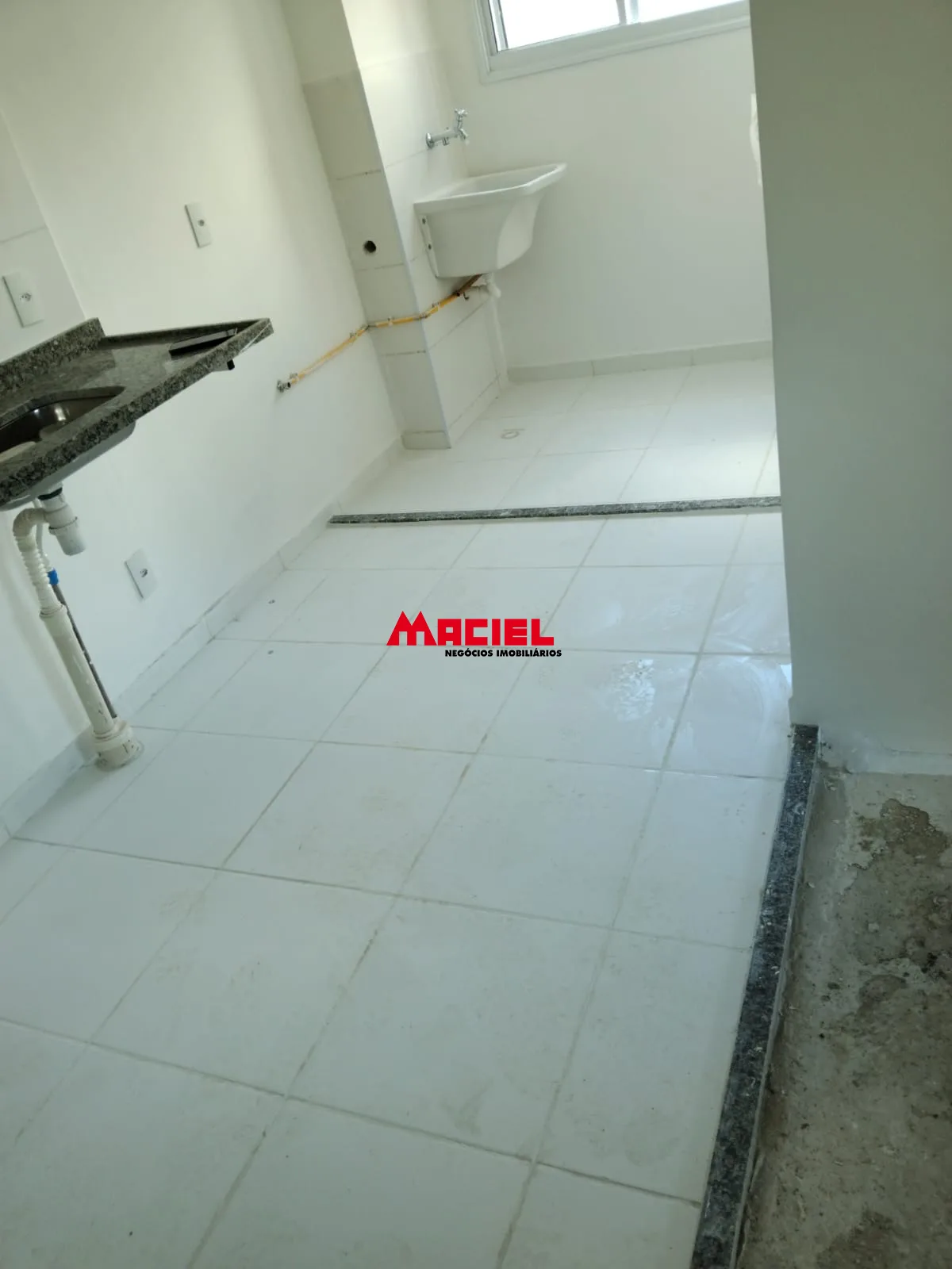 Comprar Apartamento / Padr&atilde;o em S&atilde;o Jos&eacute; dos Campos R$ 400.000,00 - Foto 1