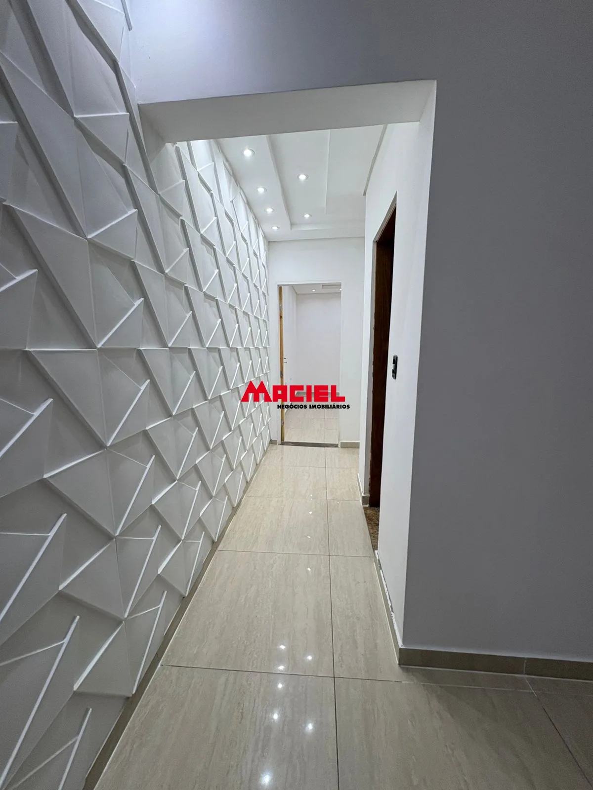 Comprar Casa / Sobrado em Jacare&iacute; R$ 599.000,00 - Foto 14