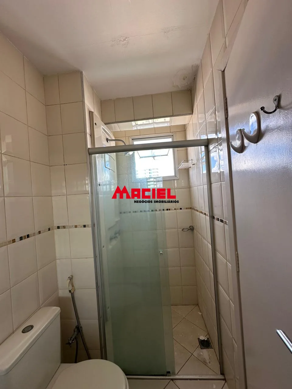 Alugar Apartamento / Padr&atilde;o em S&atilde;o Jos&eacute; dos Campos R$ 3.800,00 - Foto 9