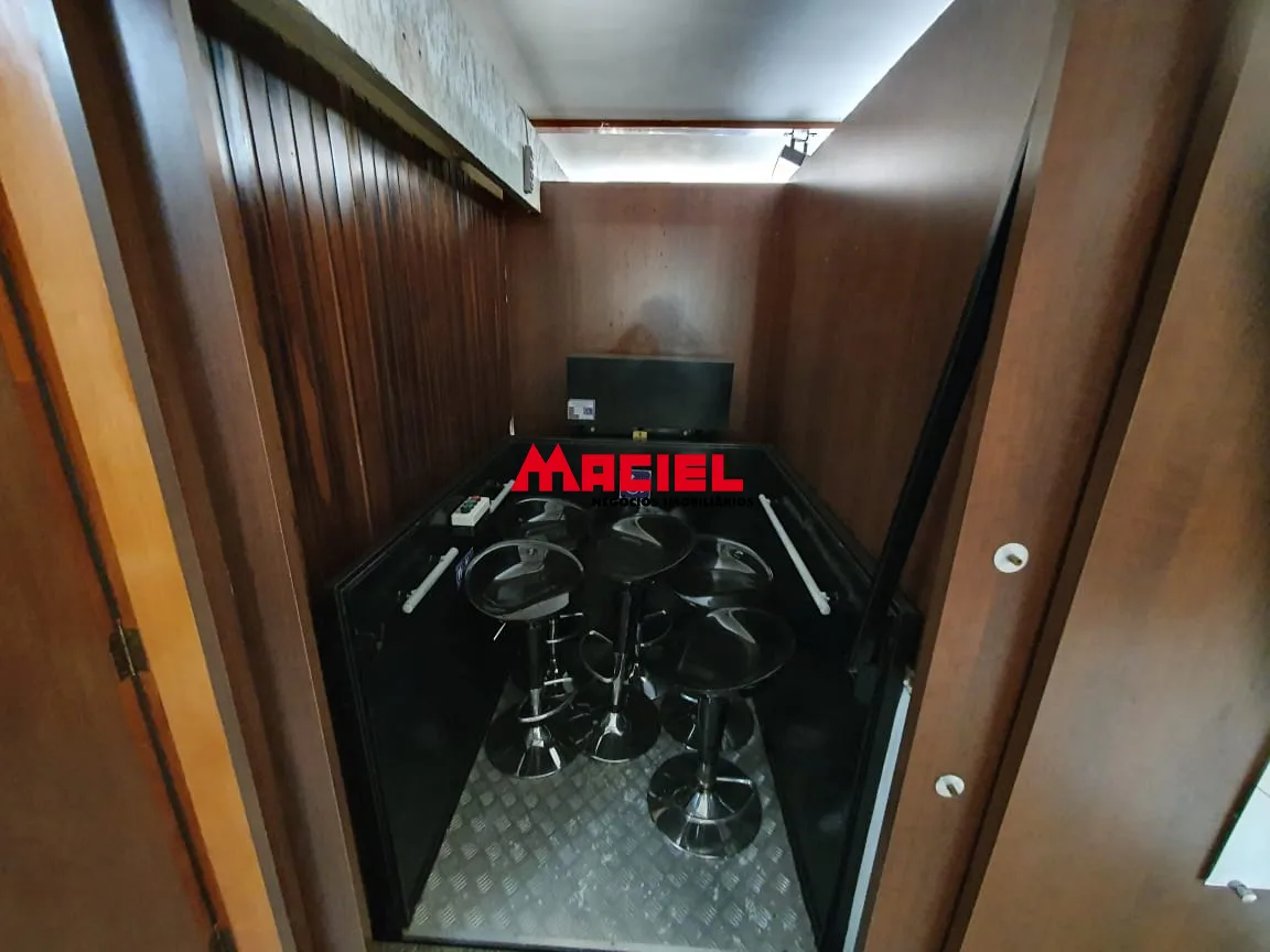 Alugar Comercial / Pr&eacute;dio em S&atilde;o Jos&eacute; dos Campos R$ 15.000,00 - Foto 8