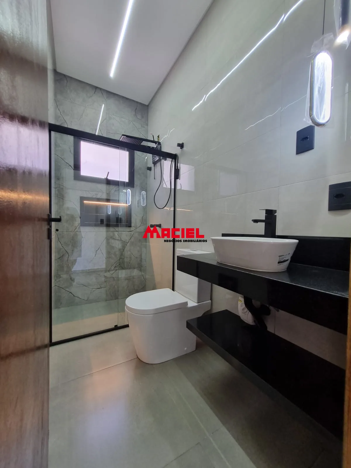 Comprar Casa / Condom&iacute;nio em Ca&ccedil;apava R$ 1.060.000,00 - Foto 11