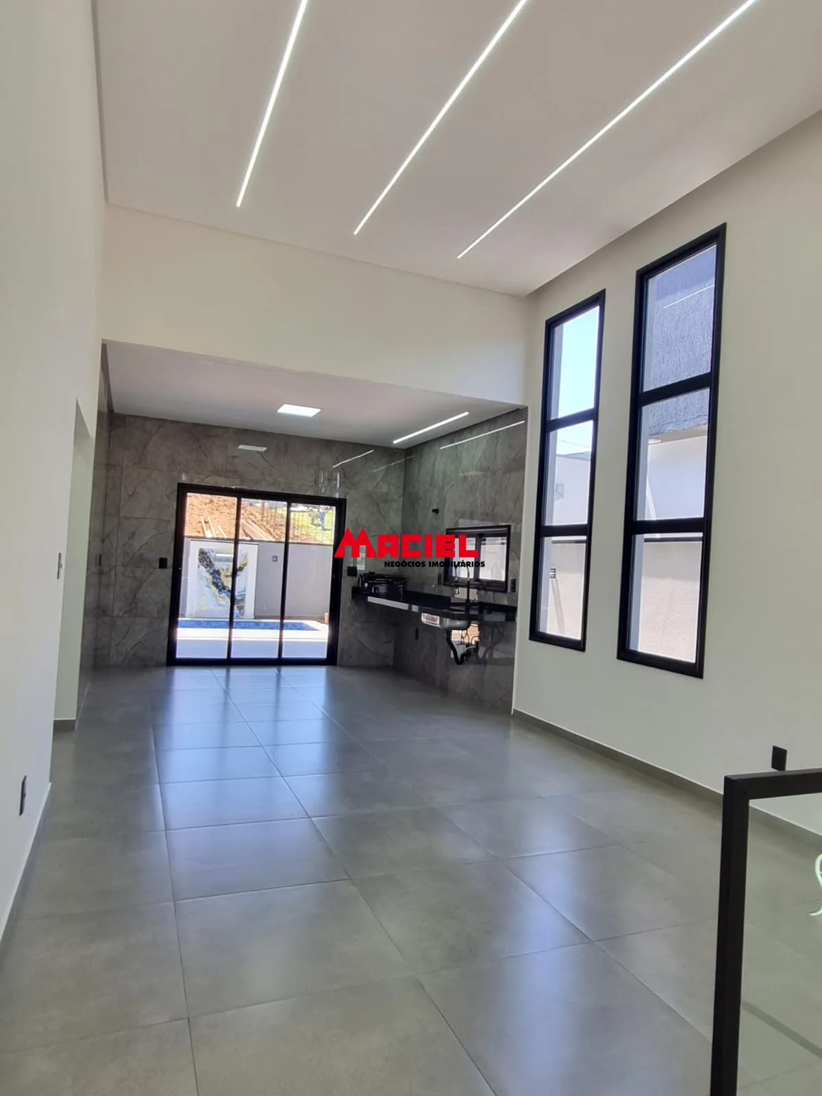 Comprar Casa / Condom&iacute;nio em Ca&ccedil;apava R$ 1.060.000,00 - Foto 2