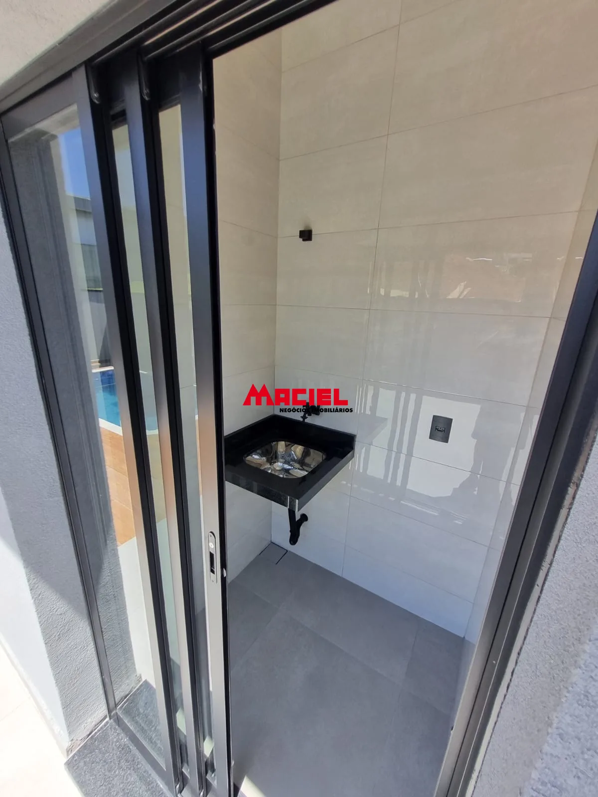 Comprar Casa / Condom&iacute;nio em Ca&ccedil;apava R$ 1.060.000,00 - Foto 28