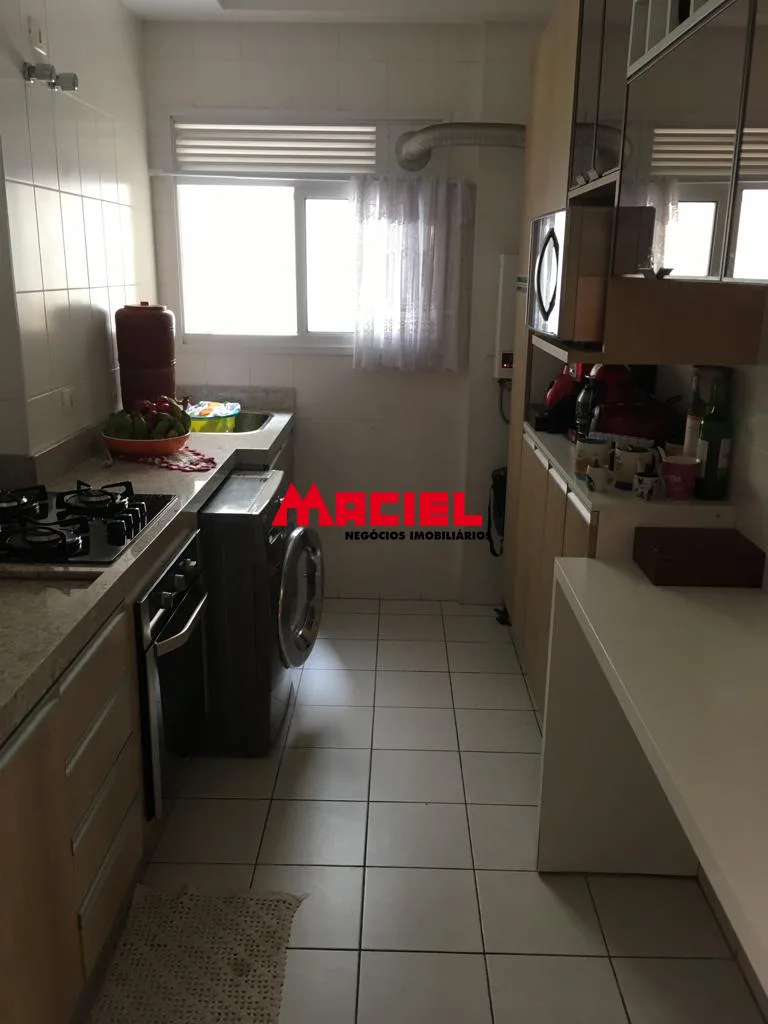 Alugar Apartamento / Padr&atilde;o em S&atilde;o Jos&eacute; dos Campos R$ 3.500,00 - Foto 5