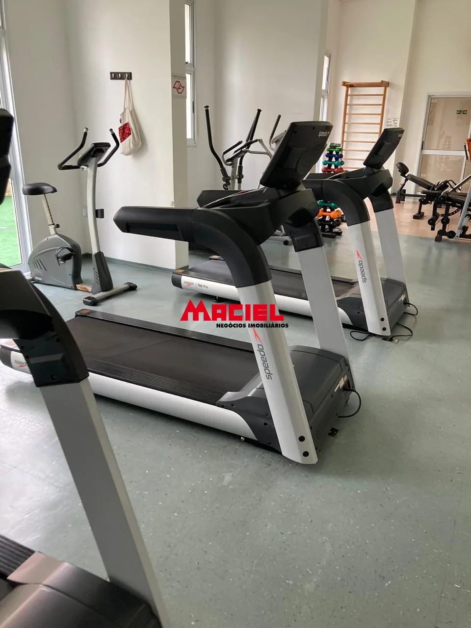 Alugar Apartamento / Padr&atilde;o em S&atilde;o Jos&eacute; dos Campos R$ 3.500,00 - Foto 7