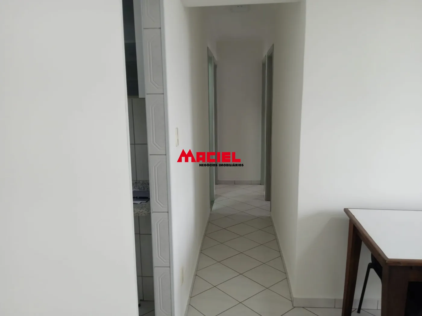 Alugar Apartamento / Padr&atilde;o em S&atilde;o Jos&eacute; dos Campos R$ 2.550,00 - Foto 5