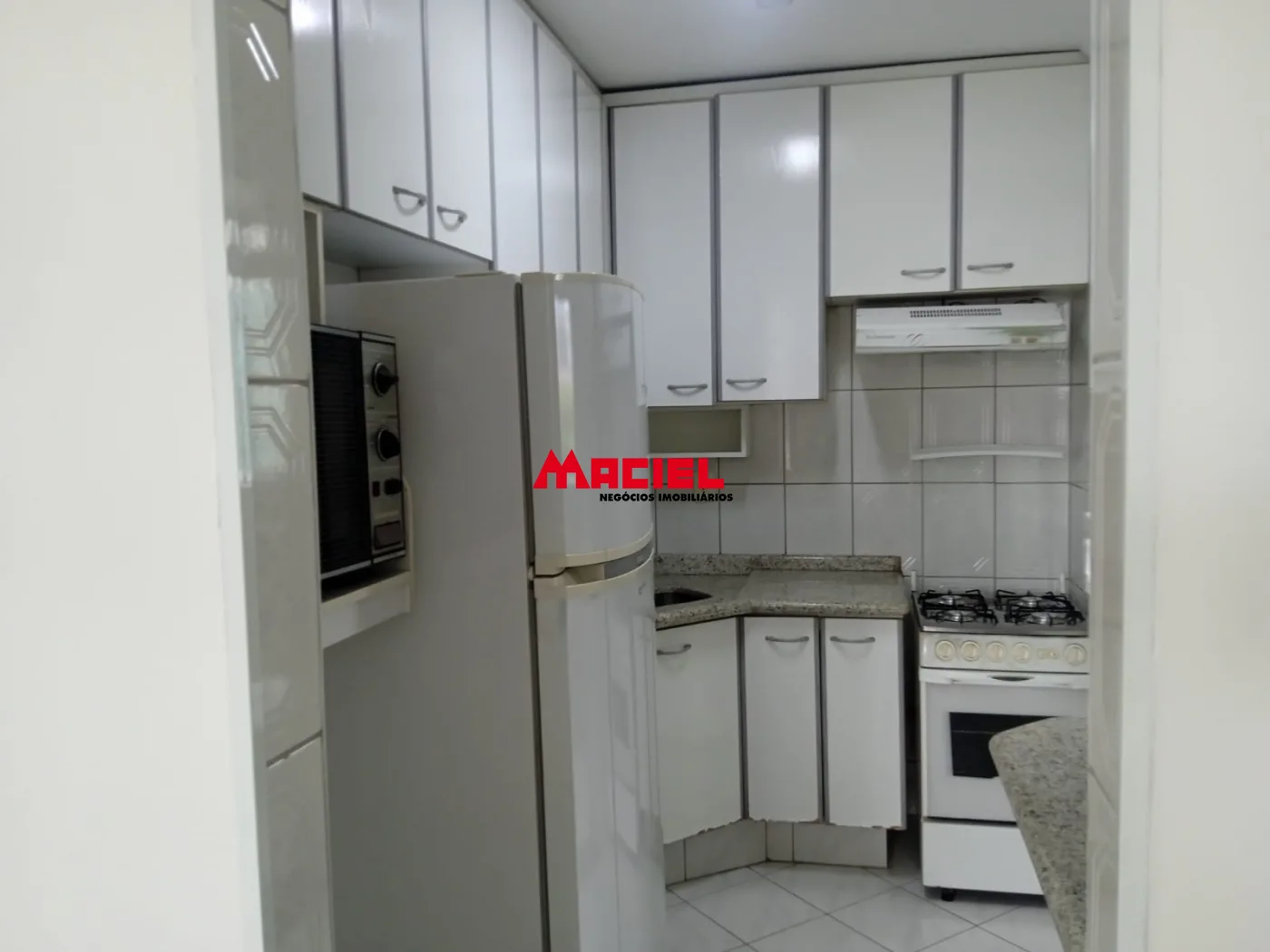 Alugar Apartamento / Padr&atilde;o em S&atilde;o Jos&eacute; dos Campos R$ 2.550,00 - Foto 7