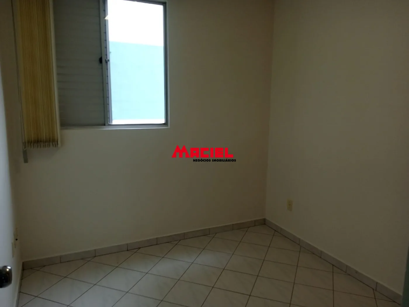 Alugar Apartamento / Padr&atilde;o em S&atilde;o Jos&eacute; dos Campos R$ 2.550,00 - Foto 15