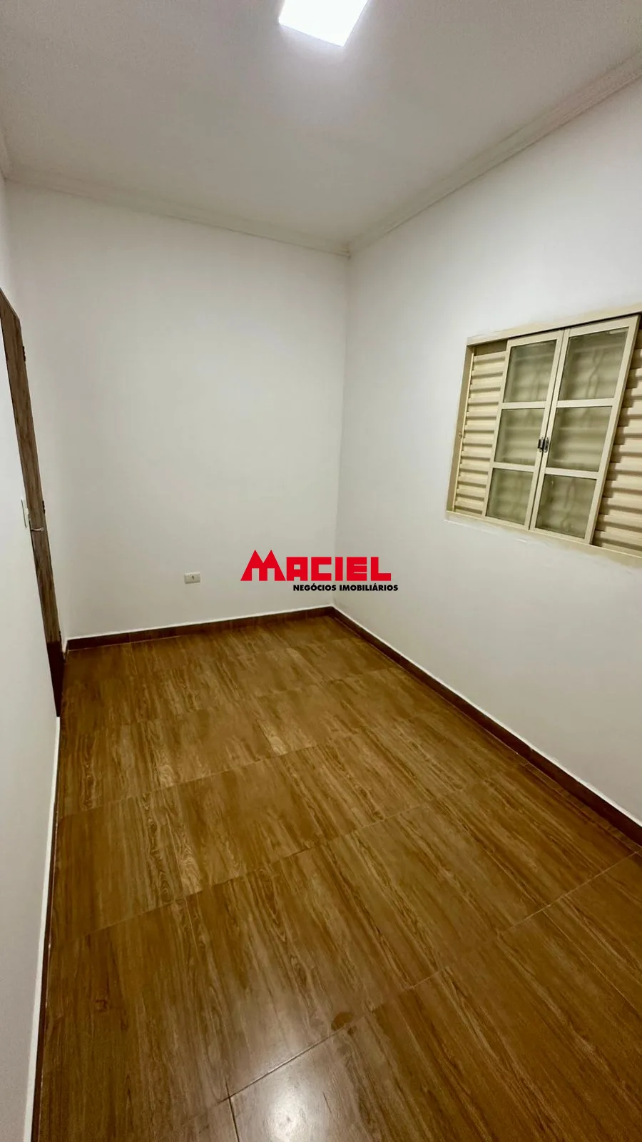 Comprar Casa / Padr&atilde;o em S&atilde;o Jos&eacute; dos Campos R$ 370.000,00 - Foto 7