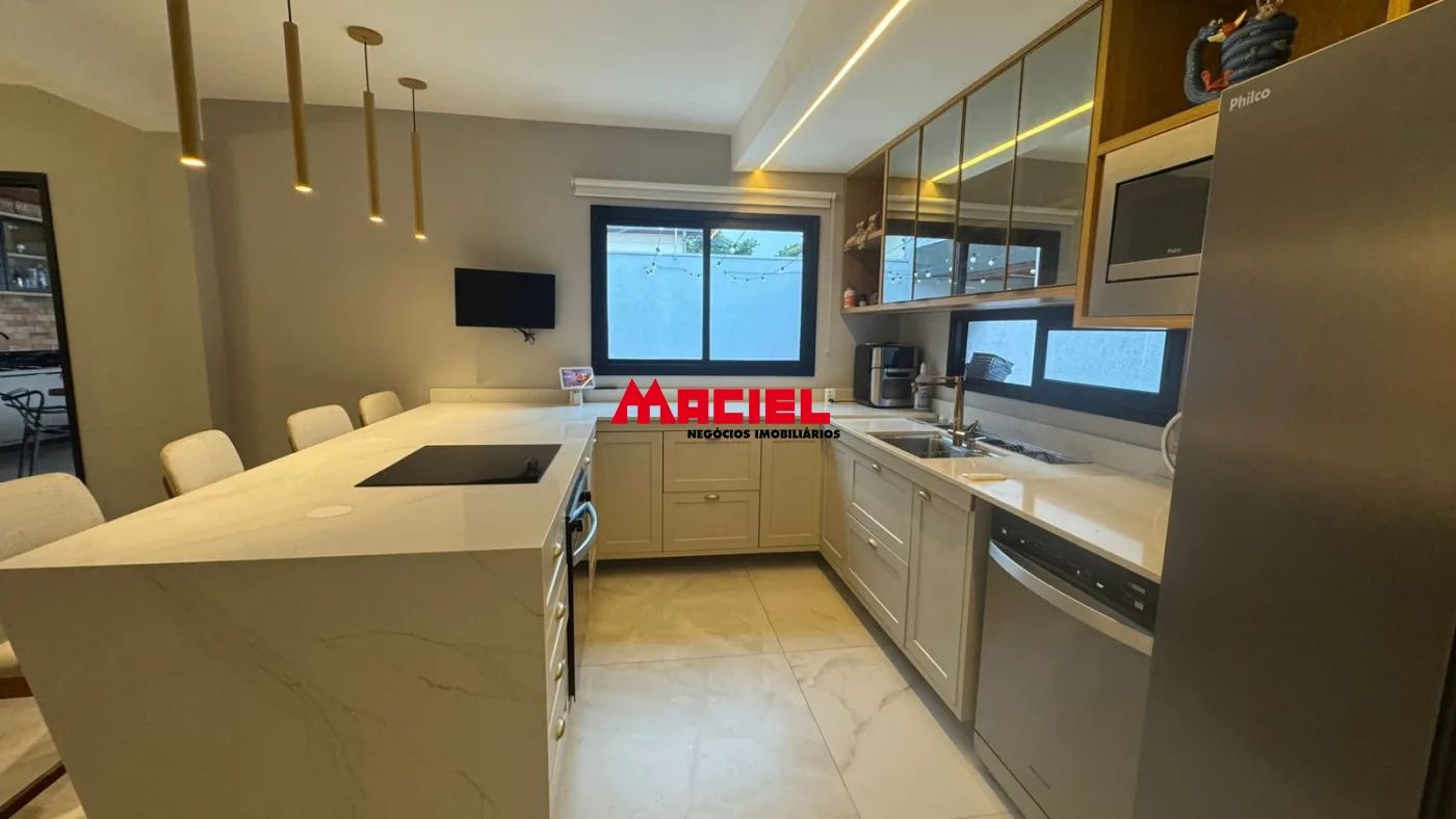 Comprar Casa / Sobrado em S&atilde;o Jos&eacute; dos Campos R$ 1.650.000,00 - Foto 17