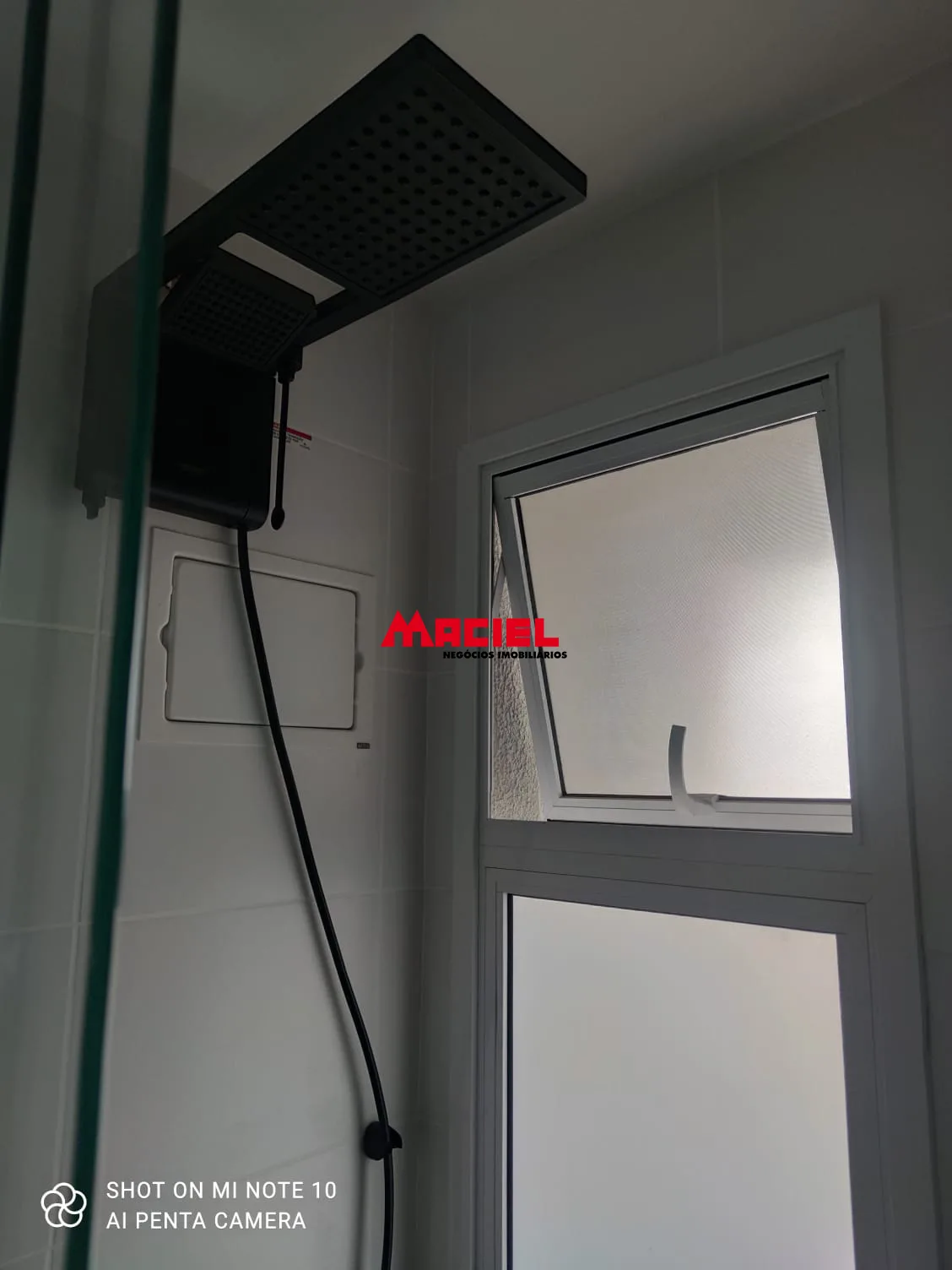 Alugar Apartamento / Padr&atilde;o em S&atilde;o Jos&eacute; dos Campos R$ 2.700,00 - Foto 5