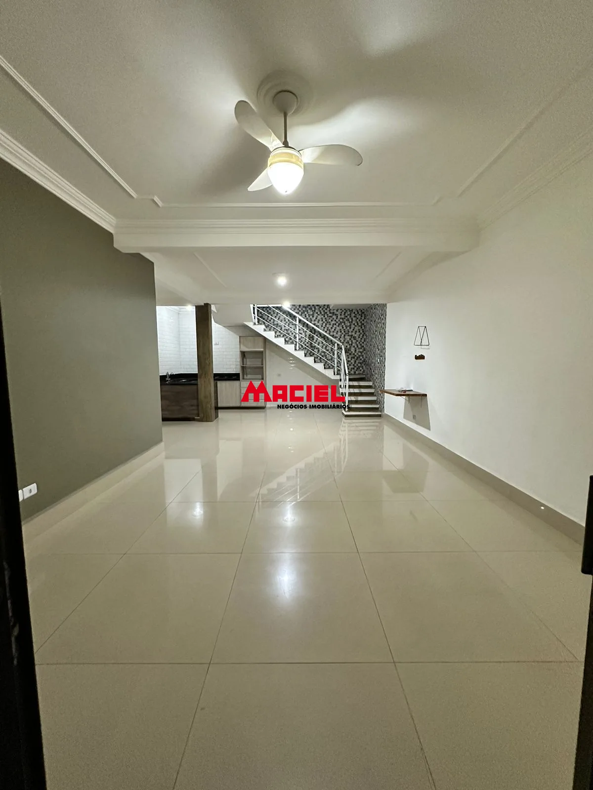 Comprar Casa / Sobrado em S&atilde;o Jos&eacute; dos Campos R$ 560.000,00 - Foto 1