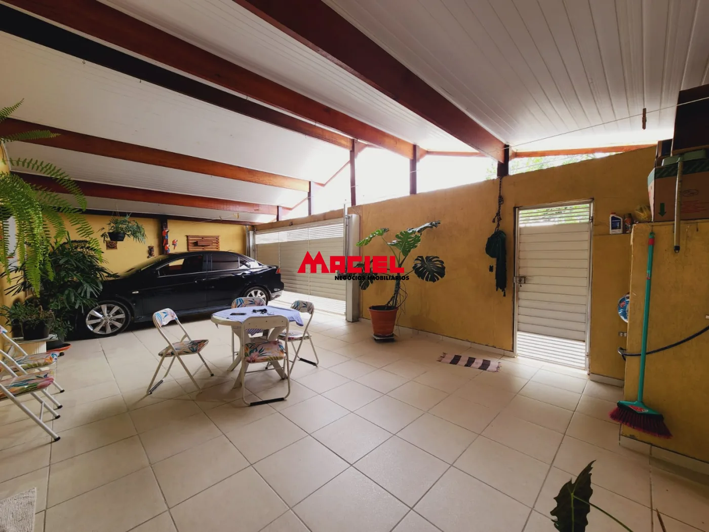 Comprar Casa / Padr&atilde;o em S&atilde;o Jos&eacute; dos Campos R$ 900.000,00 - Foto 1