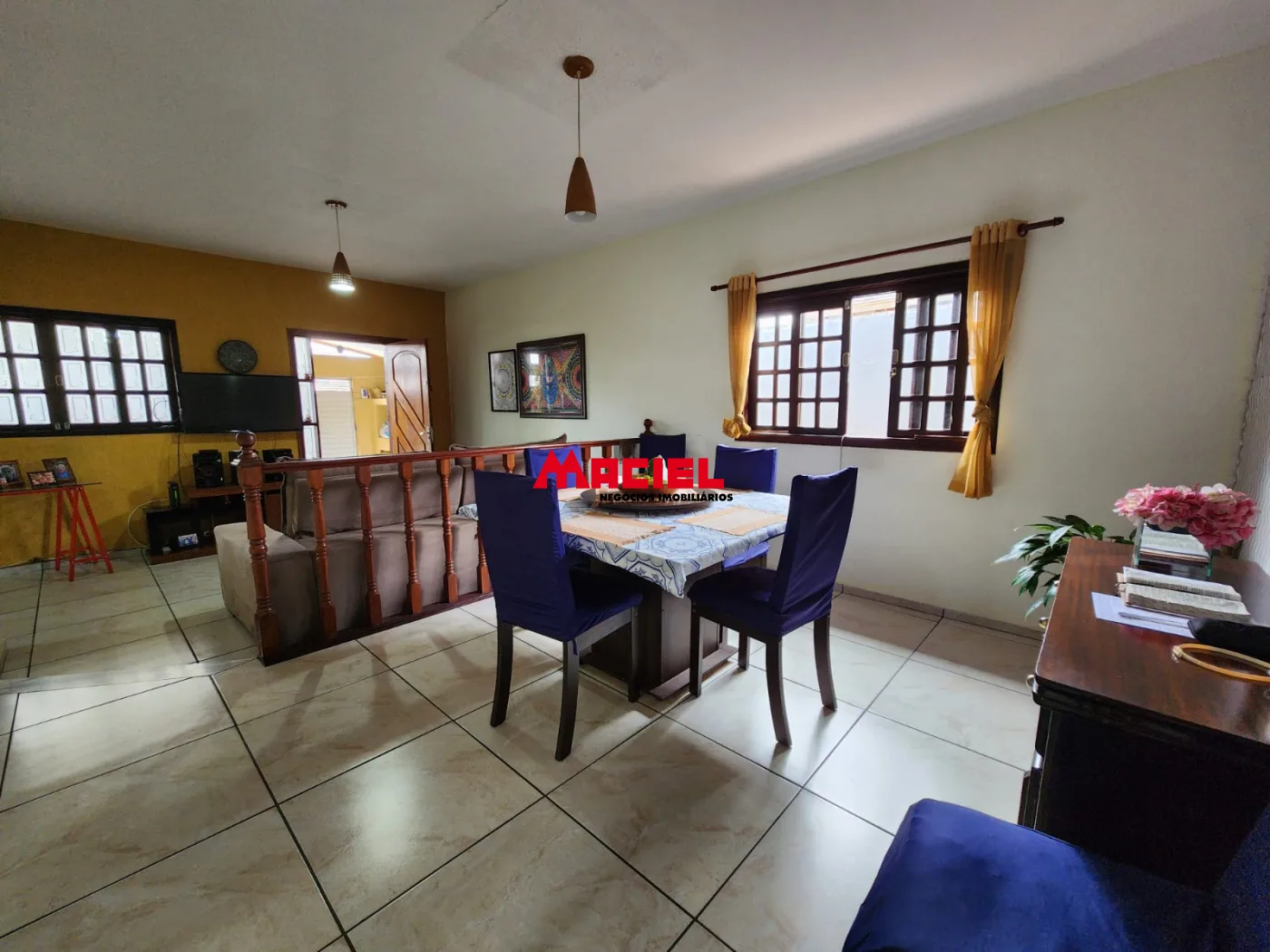 Comprar Casa / Padr&atilde;o em S&atilde;o Jos&eacute; dos Campos R$ 900.000,00 - Foto 5
