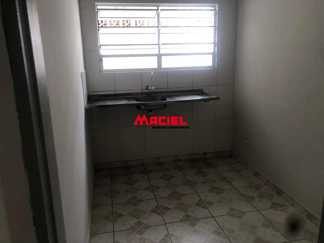 Alugar Comercial / Ponto Comercial em S&atilde;o Jos&eacute; dos Campos R$ 3.000,00 - Foto 7