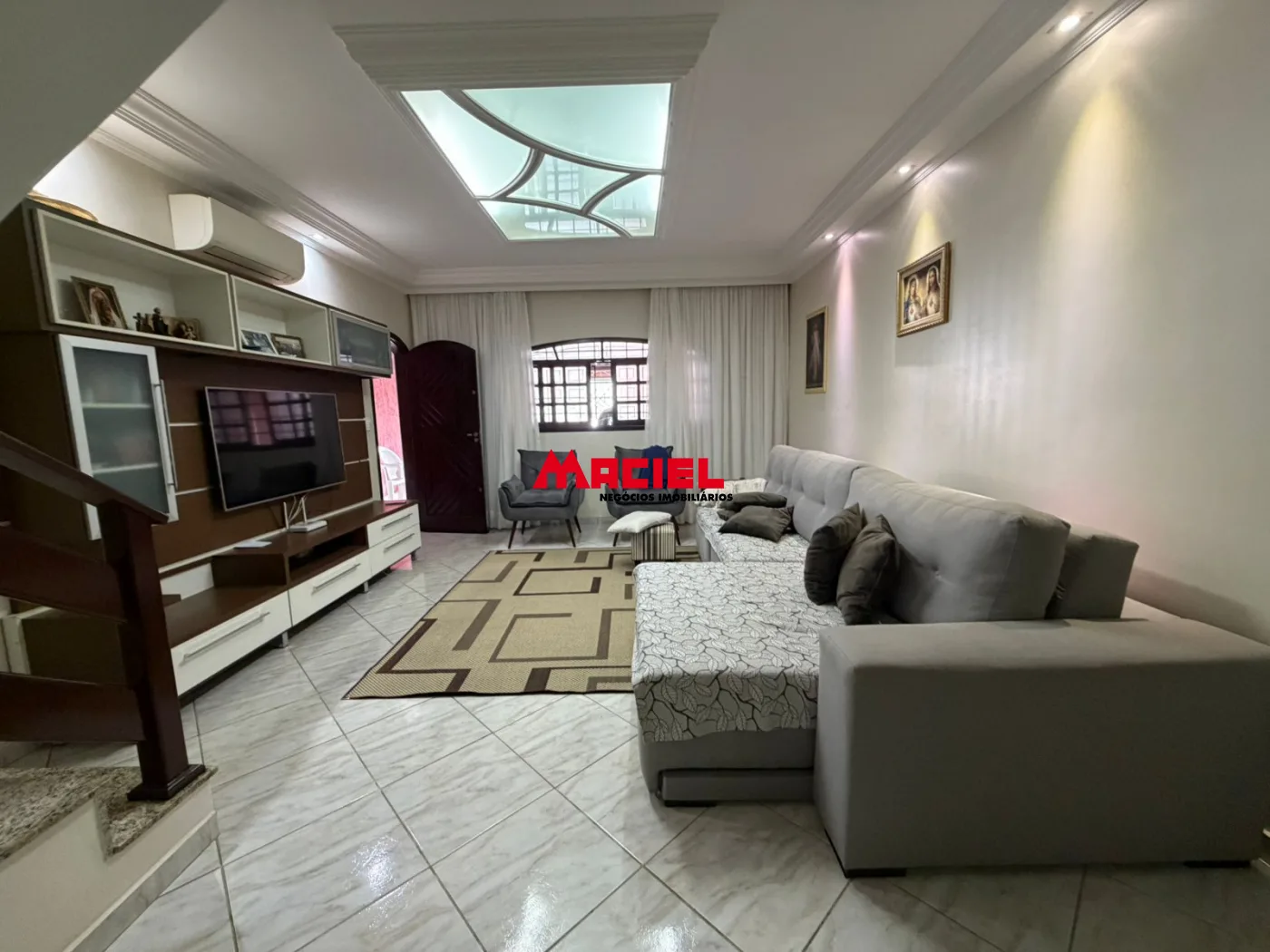 Comprar Casa / Sobrado em S&atilde;o Jos&eacute; dos Campos R$ 680.000,00 - Foto 1
