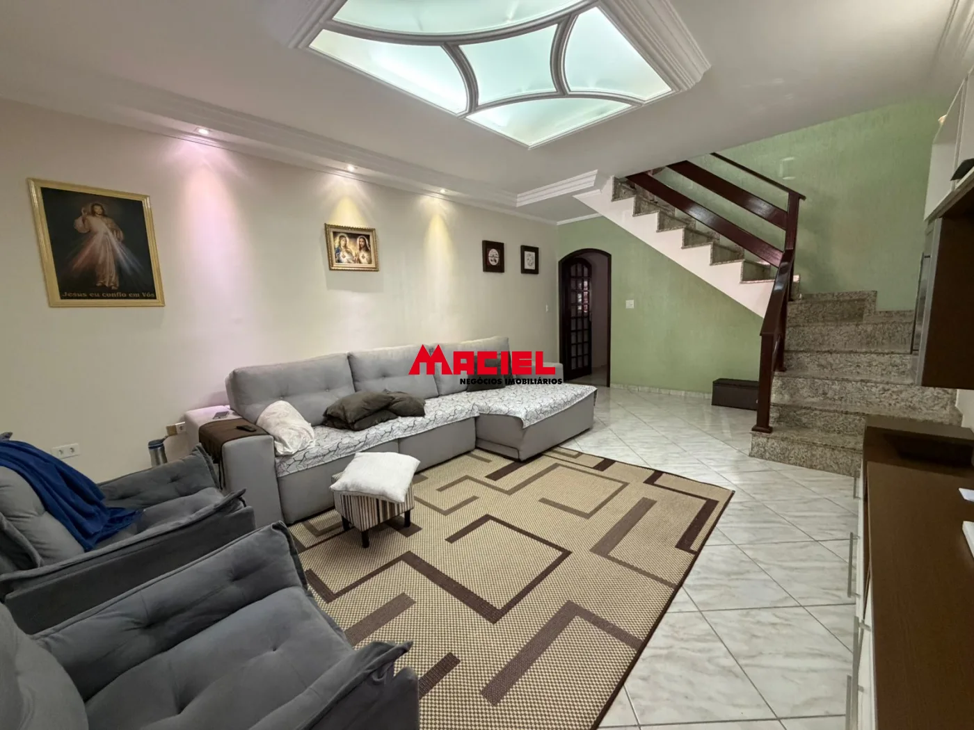 Comprar Casa / Sobrado em S&atilde;o Jos&eacute; dos Campos R$ 680.000,00 - Foto 2