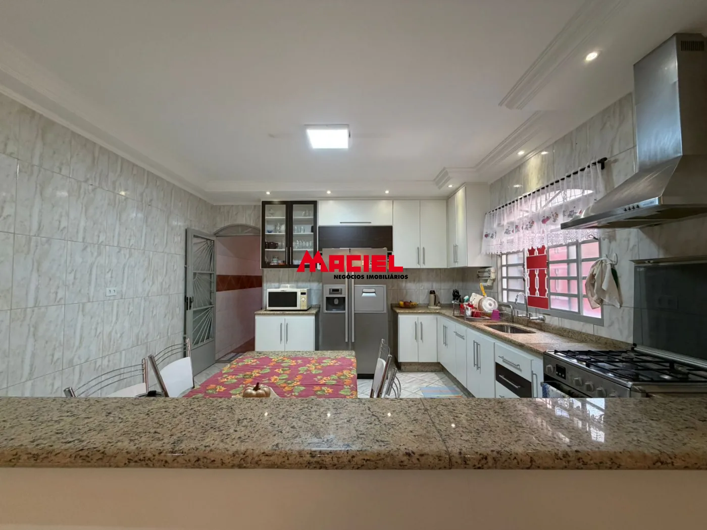 Comprar Casa / Sobrado em S&atilde;o Jos&eacute; dos Campos R$ 680.000,00 - Foto 5