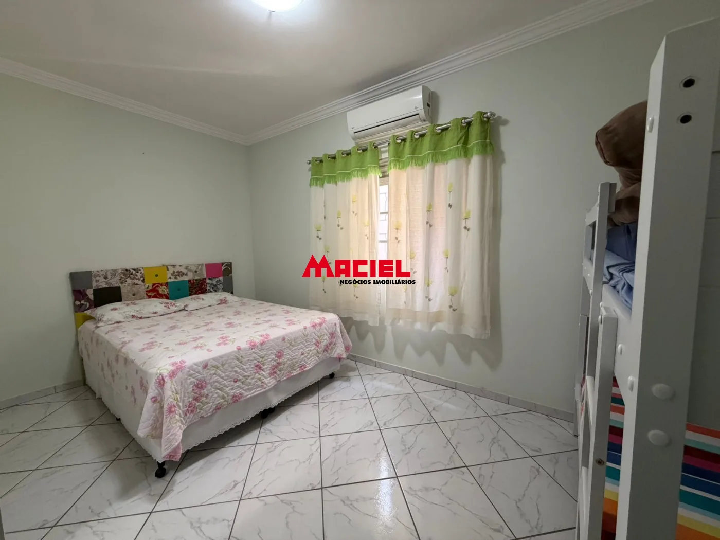 Comprar Casa / Sobrado em S&atilde;o Jos&eacute; dos Campos R$ 680.000,00 - Foto 17